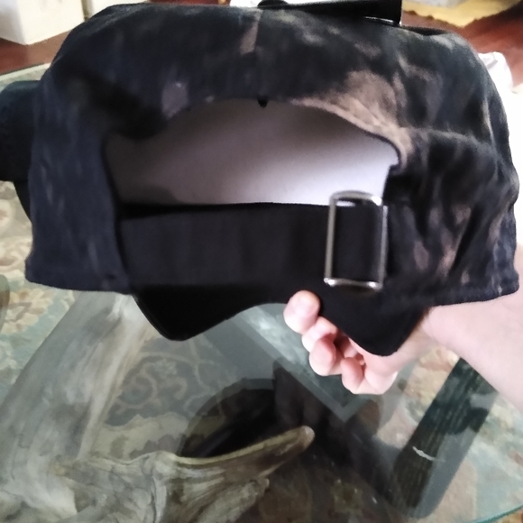 2017 Def Leppard hat new with tags - Picture 3 of 6